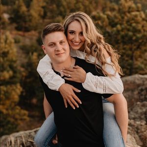 Meet your Posher, Jadyn (& Devan)